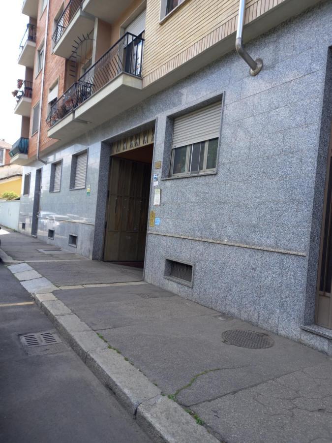 Sky Loft Nuovissimo Vicinanze Metro Apartamento Turim Exterior foto